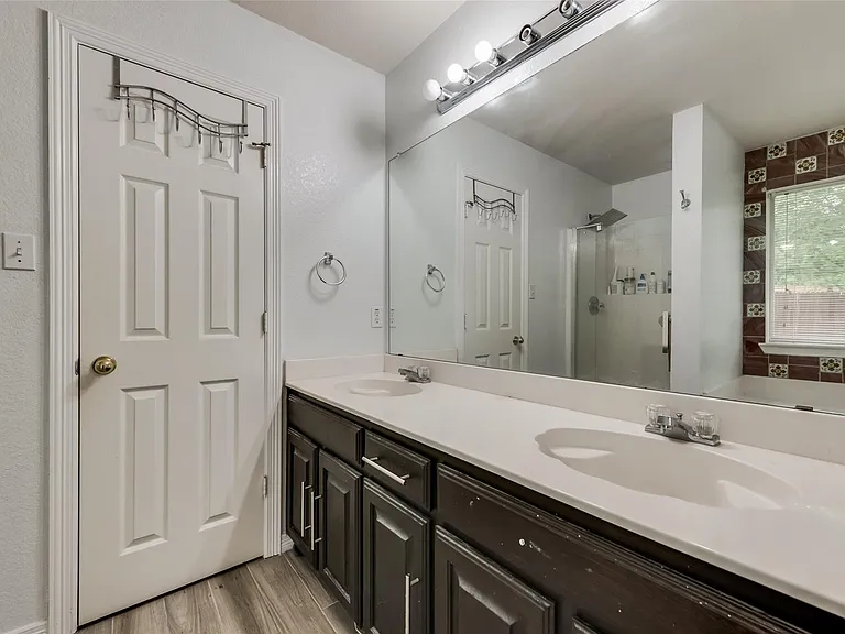 603 Pine Meadow Ct — Photo 3