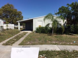 1060 W 27th St, Riviera Beach, FL 33404