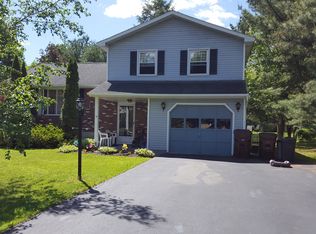 48 Dorchester Ave, Selkirk, NY 12158