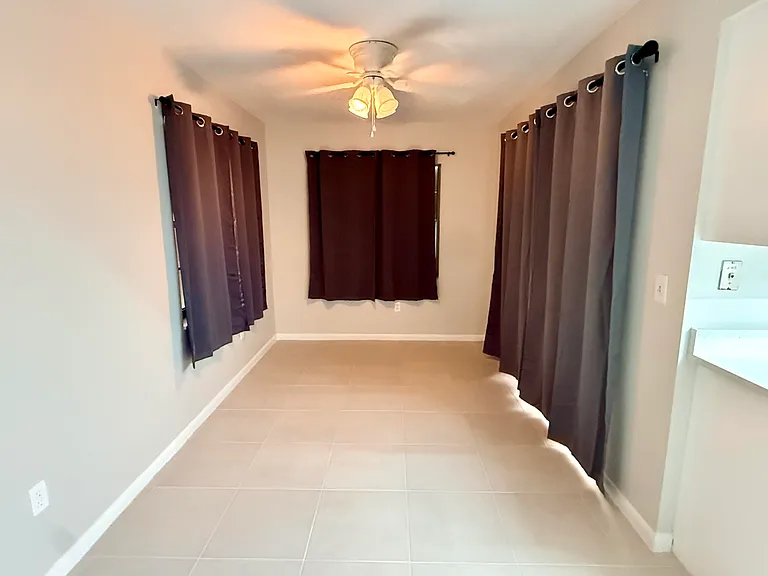 22800 SW 54th Way — Photo 3