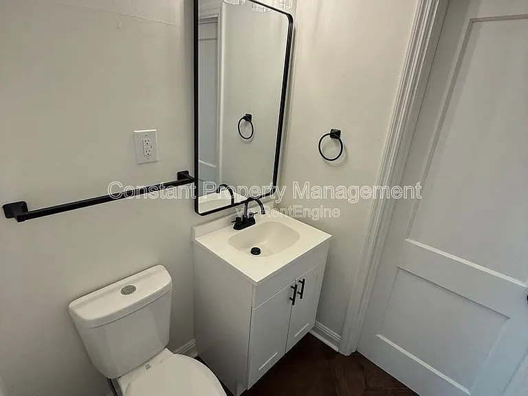 139 Woodward Ct — Photo 8