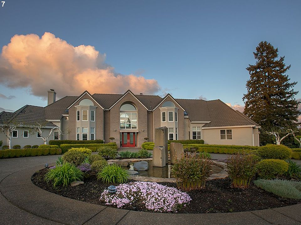 1st image of 23590 SW Stafford Hill Dr