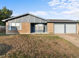 3408 Leatherleaf Ln, Arlington, TX 76015