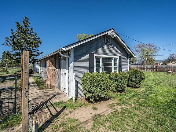 5th image of 2882 W Stewart Ave