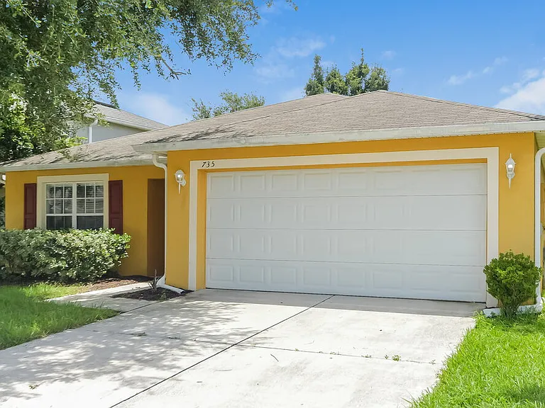 735 Windrose Dr — Photo 3