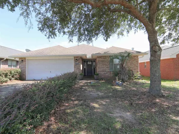4725 Ashley Place Blvd, Pace, FL 32571
