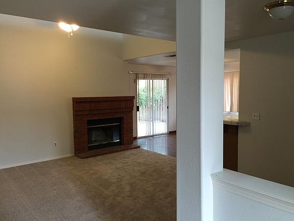 2nd image of 1306 E Bedford Ave