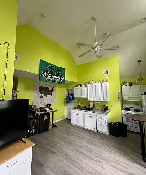 62 Conklin Ave #2 — Photo 2