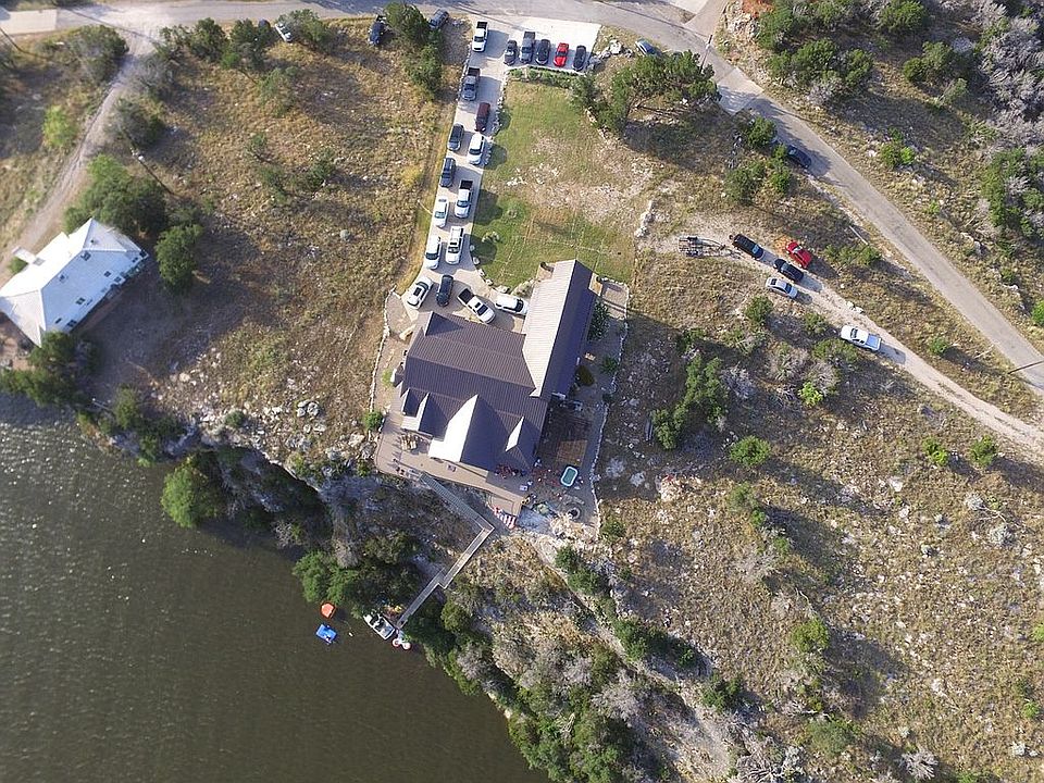 1st image of 1013 E Hells Gate Dr