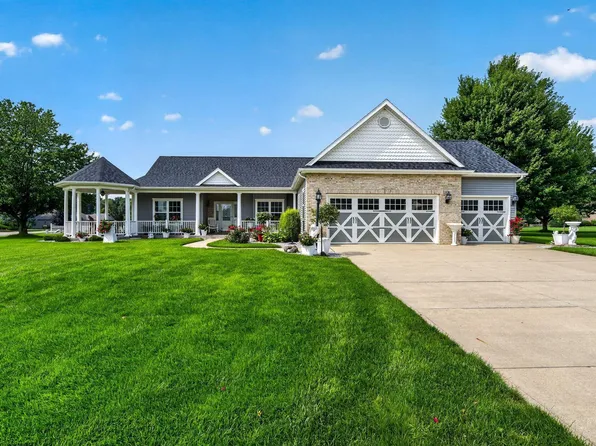 30295 Copperwoods Dr, Granger, IN 46530