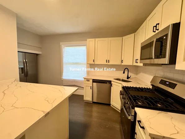 118 Marginal St #3, Boston, MA 02128