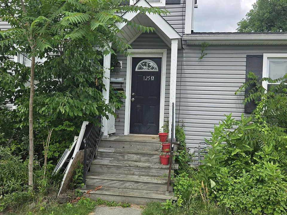 125 S Grand Ave #1