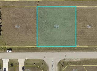 2019 NE 15th Ln, Cape Coral, FL 33909