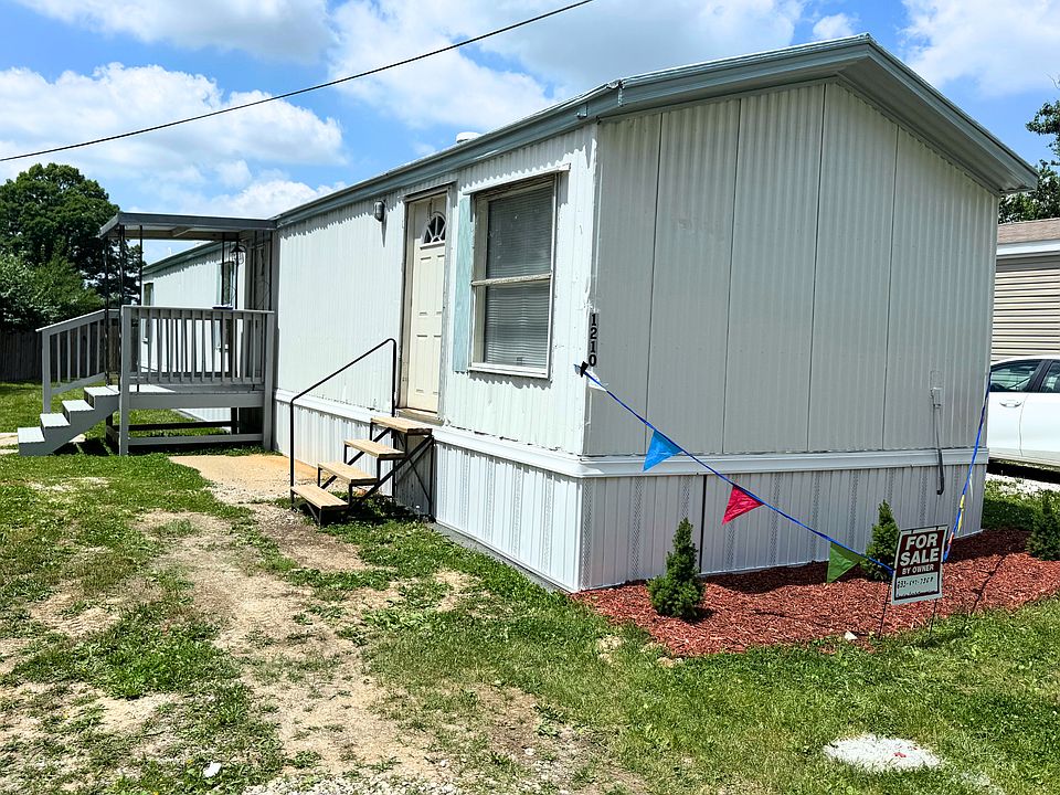 1st image of 1210 Rim Rd #1210