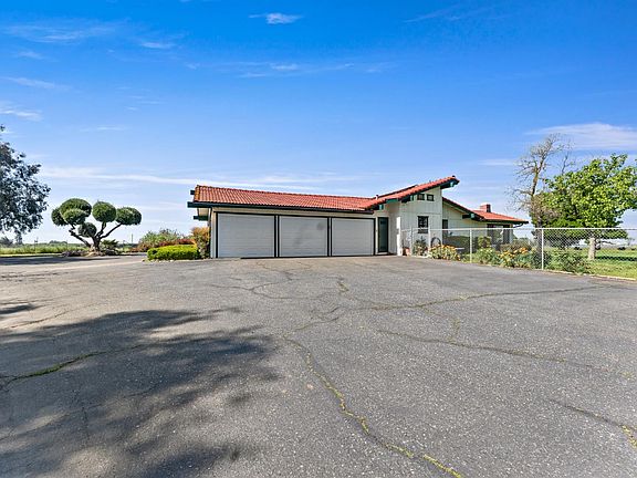 5th image of 4776 E Stetson Rd