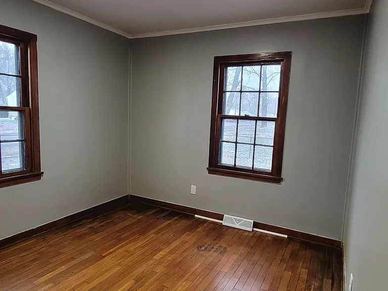1101 W Hendrickson St — Photo 10