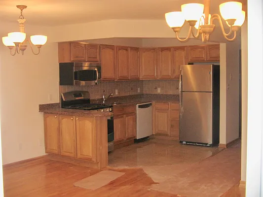 Rented by Mega Homes Realty INC | media 10