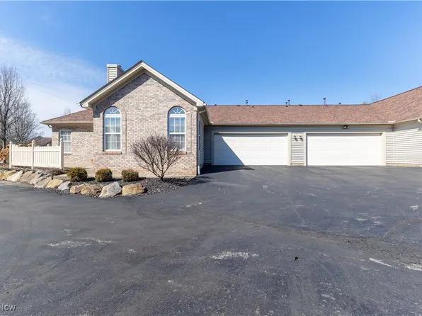 695 E Western Reserve Rd Unit 1401, Poland, OH 44514