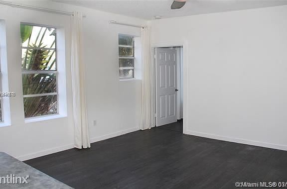 4th image of 1559 Michigan Ave APT 302