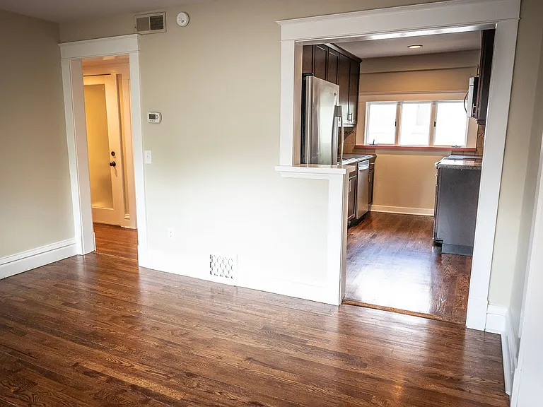 5125 Walnut St — Photo 3