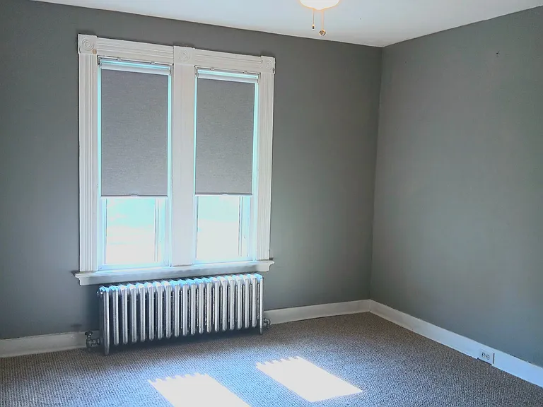 99 Woodward Ave #2 — Photo 3