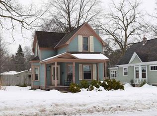 619 W 11th St, Traverse City, MI 49684