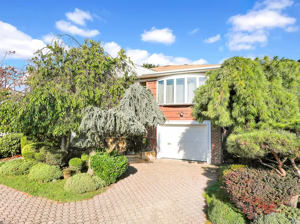 2708 East 66th Street image 1 of 23