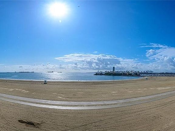 5th image of 1140 Ocean Blvd #334