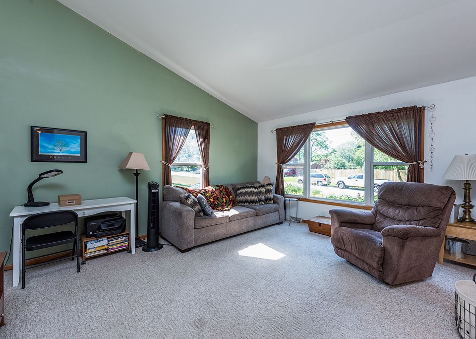 1305 13th St, Winthrop Harbor, IL 60096 Zillow