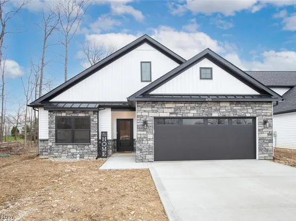 6755 Benedict Dr, Cleveland, OH 44130