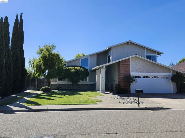 18775 E Cavendish Dr, Castro Valley, CA 94552