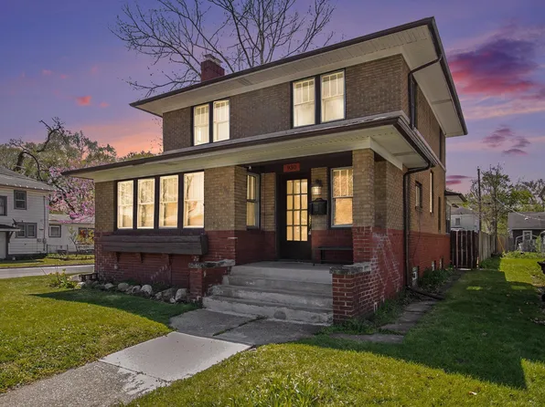 930 E Bowman St, South Bend, IN 46613