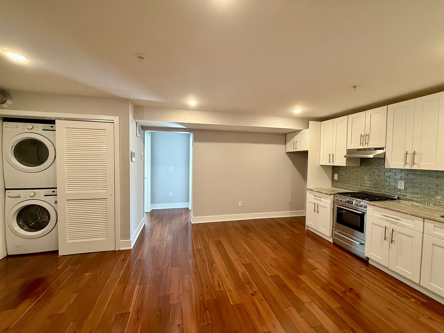 1003 S 4th St — Photo 2