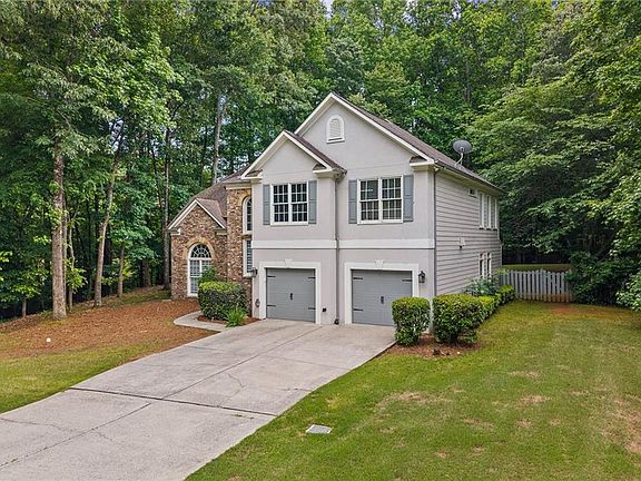 3rd image of 6535 Fairfield Trce