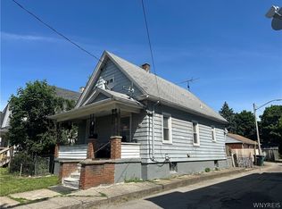 1712 Niagara St, Niagara Falls, NY 14303