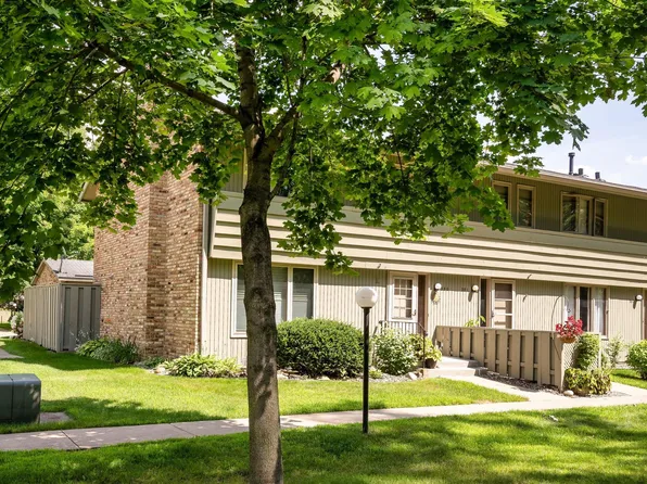 280 Windsor Ln, New Brighton, MN 55112