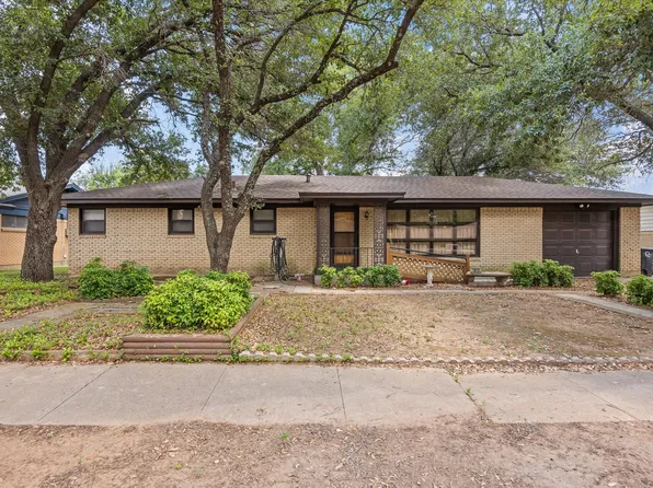 1313 Roberts Ave, Cleburne, TX 76033