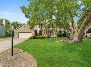 29924 Tamarack Trl, Westlake, OH 44145