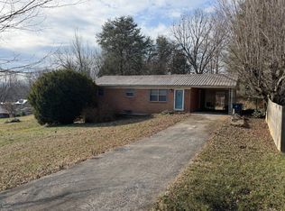 4796 Fuller Rd, Morristown, TN 37813