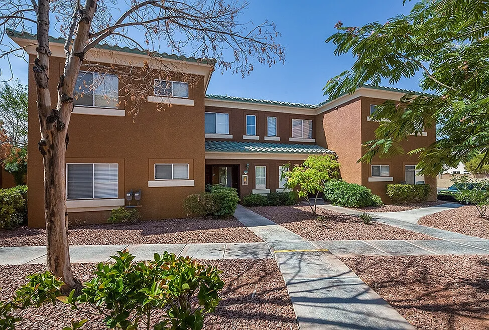 Durango Canyon Apartments — Photo 1