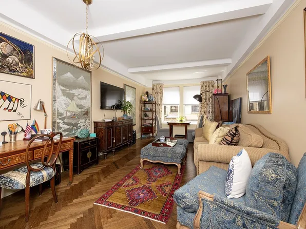 575 Park Ave APT 109, New York, NY 10065