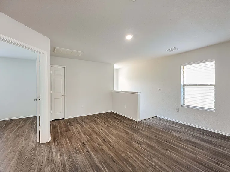 7610 Cypress Vine — Photo 17