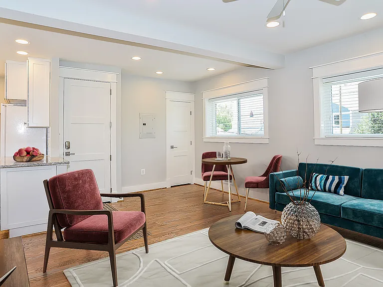 1919 N Dinwiddie St #1 — Photo 32