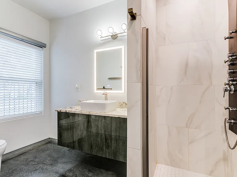 1st floor bathroom