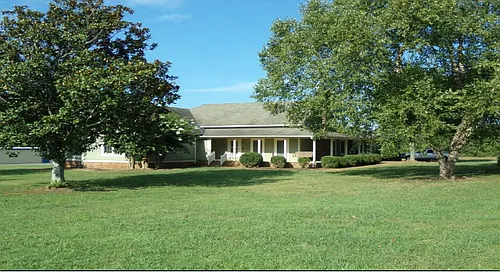 302 Jeff Rd Photo 1