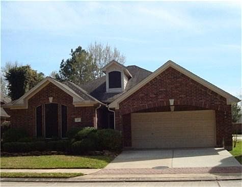 1st image of 401 Forest Pines Ct