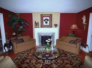 608 SW Maynard Rd, Cary, NC 27511