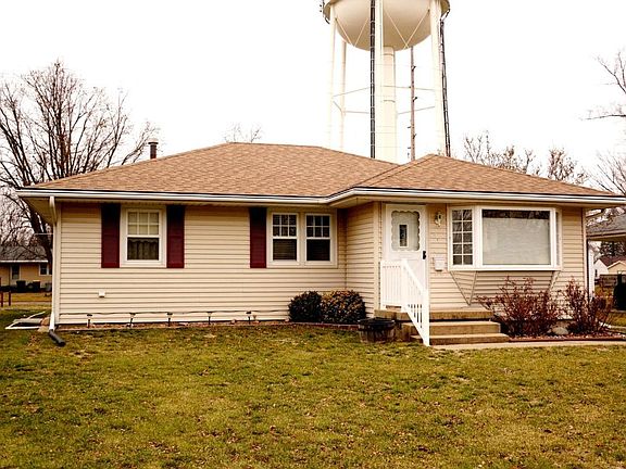Quiet culdesac near bike trail