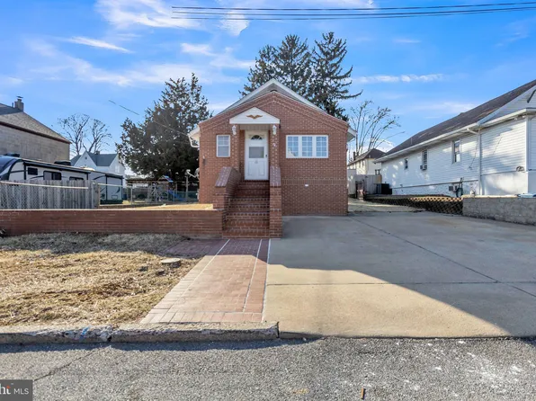 7 S Woodward Ave, Wilmington, DE 19805