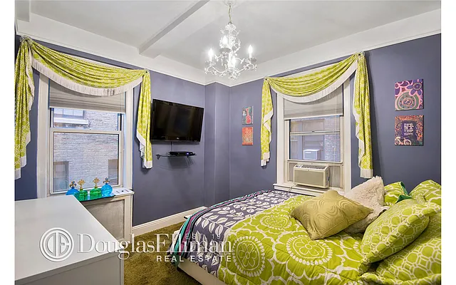 Sold by Douglas Elliman | media 14